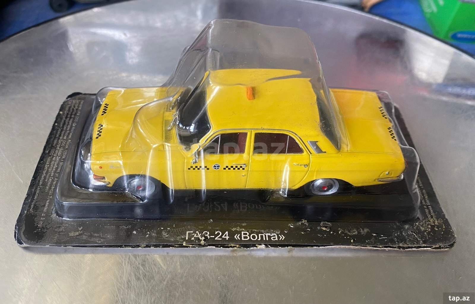 Коллекционная модель  GAZ-24  Volga TAXI  1970