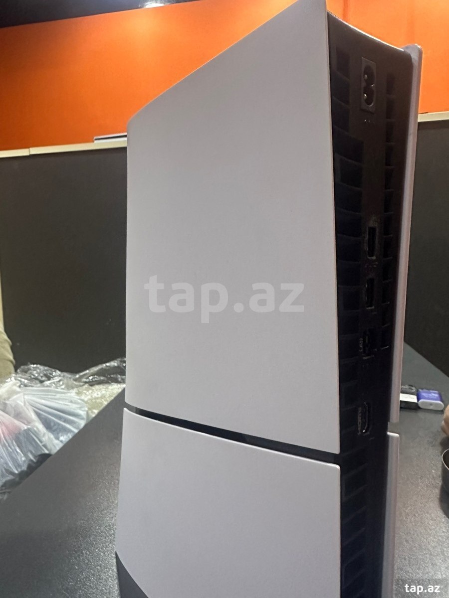 PS5 Slim