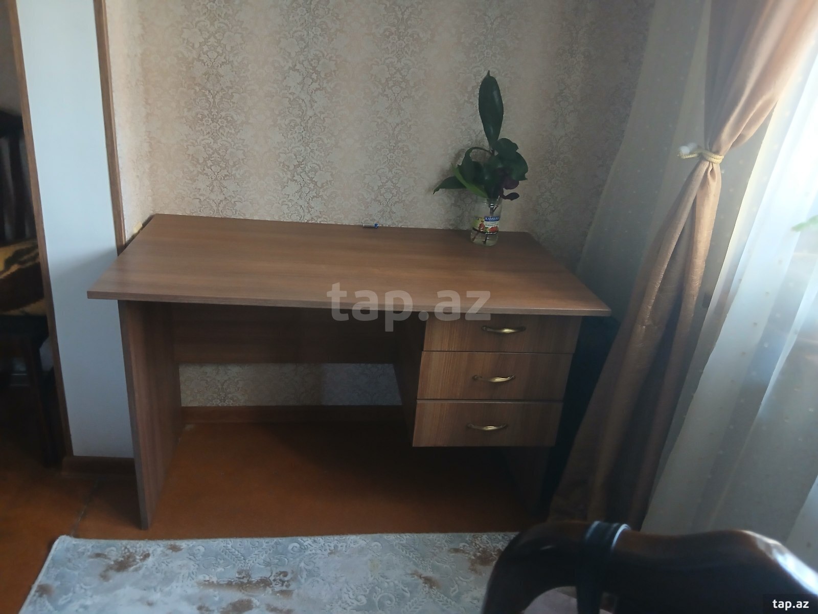 Uşaq yazı masası