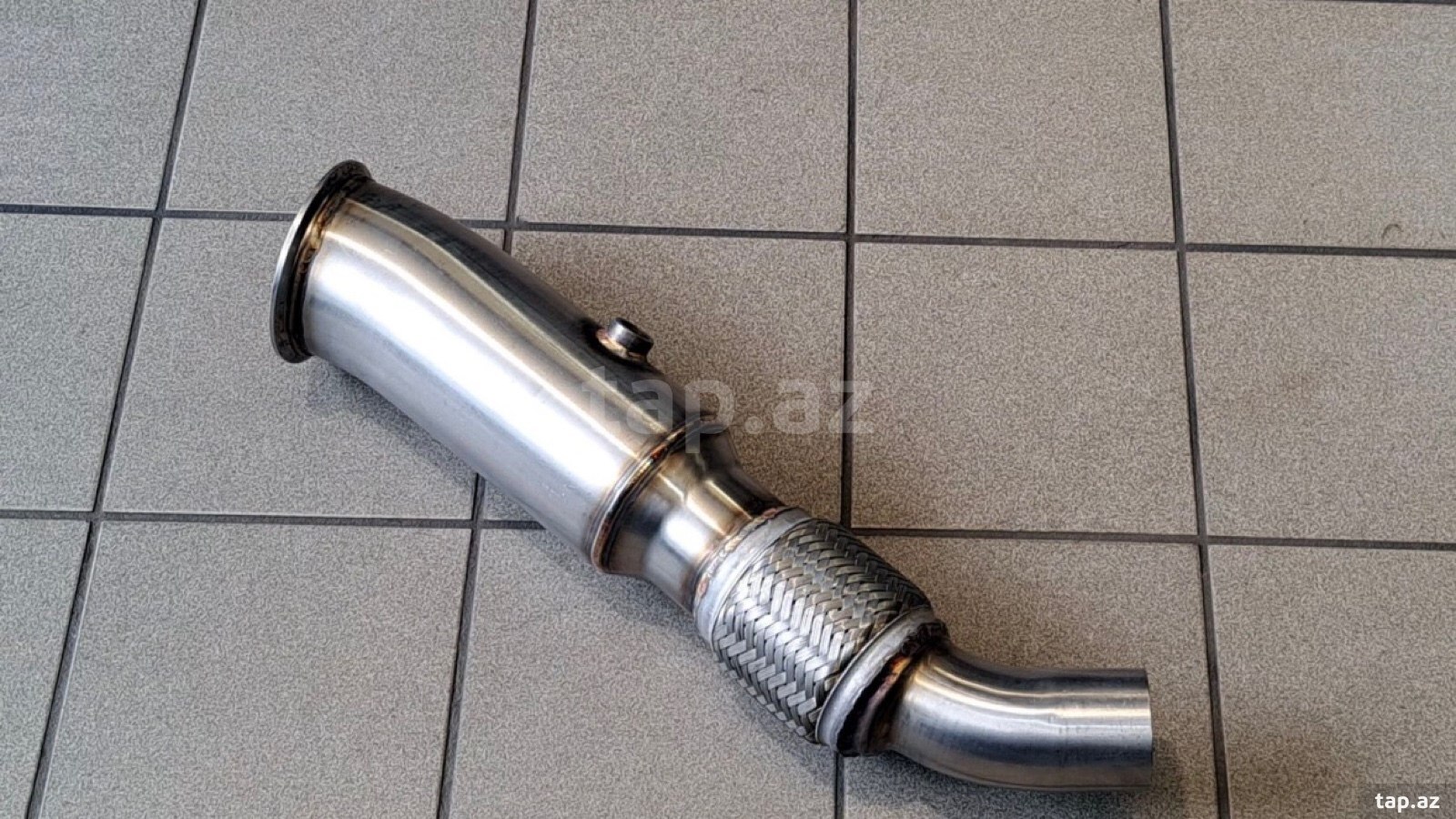 BMW F30 downpipe səsboğucu