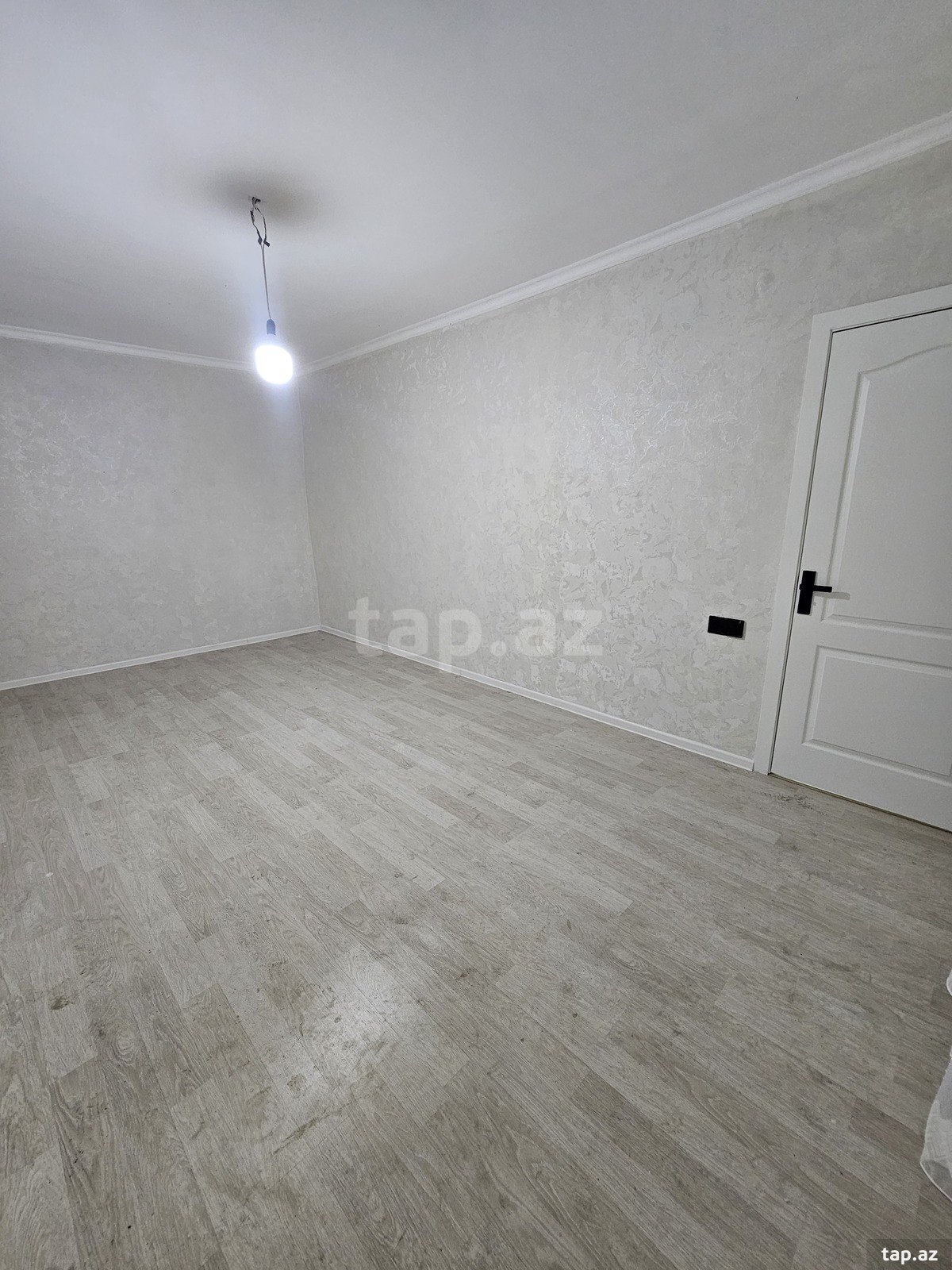 2 otaqlı mənzil satılır, Bakı