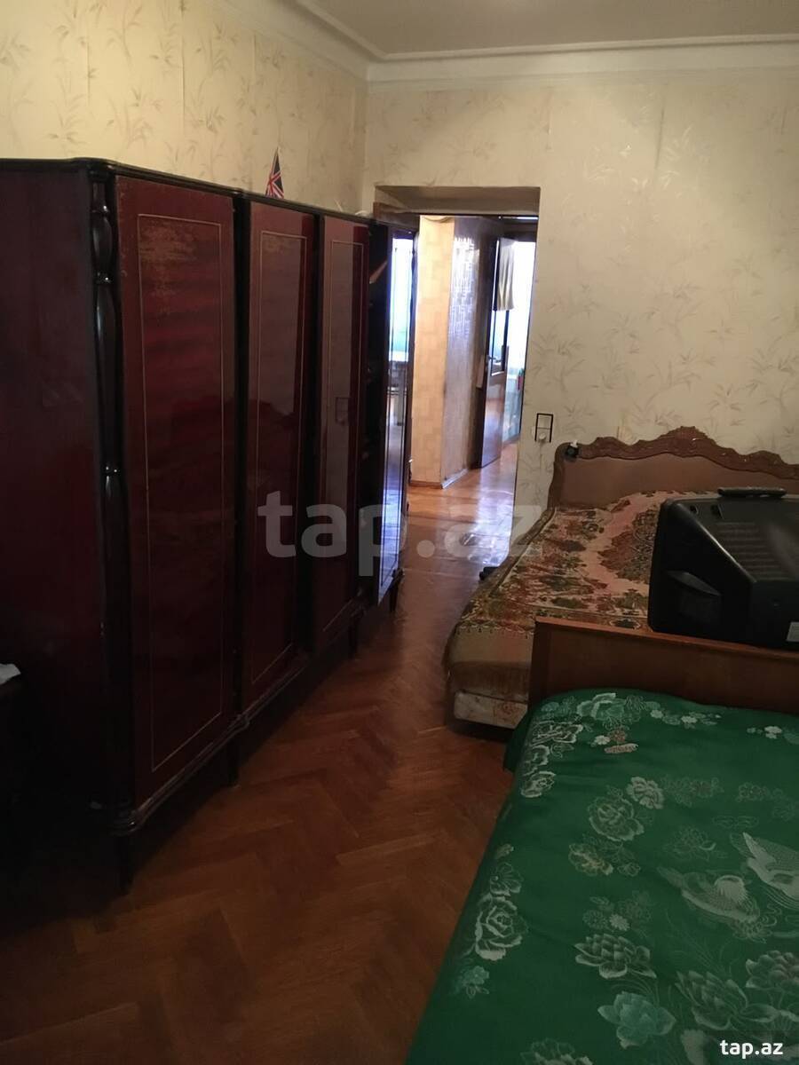 3-otaqlı mənzil, İzzət Nəbiyev küç., 80 m²