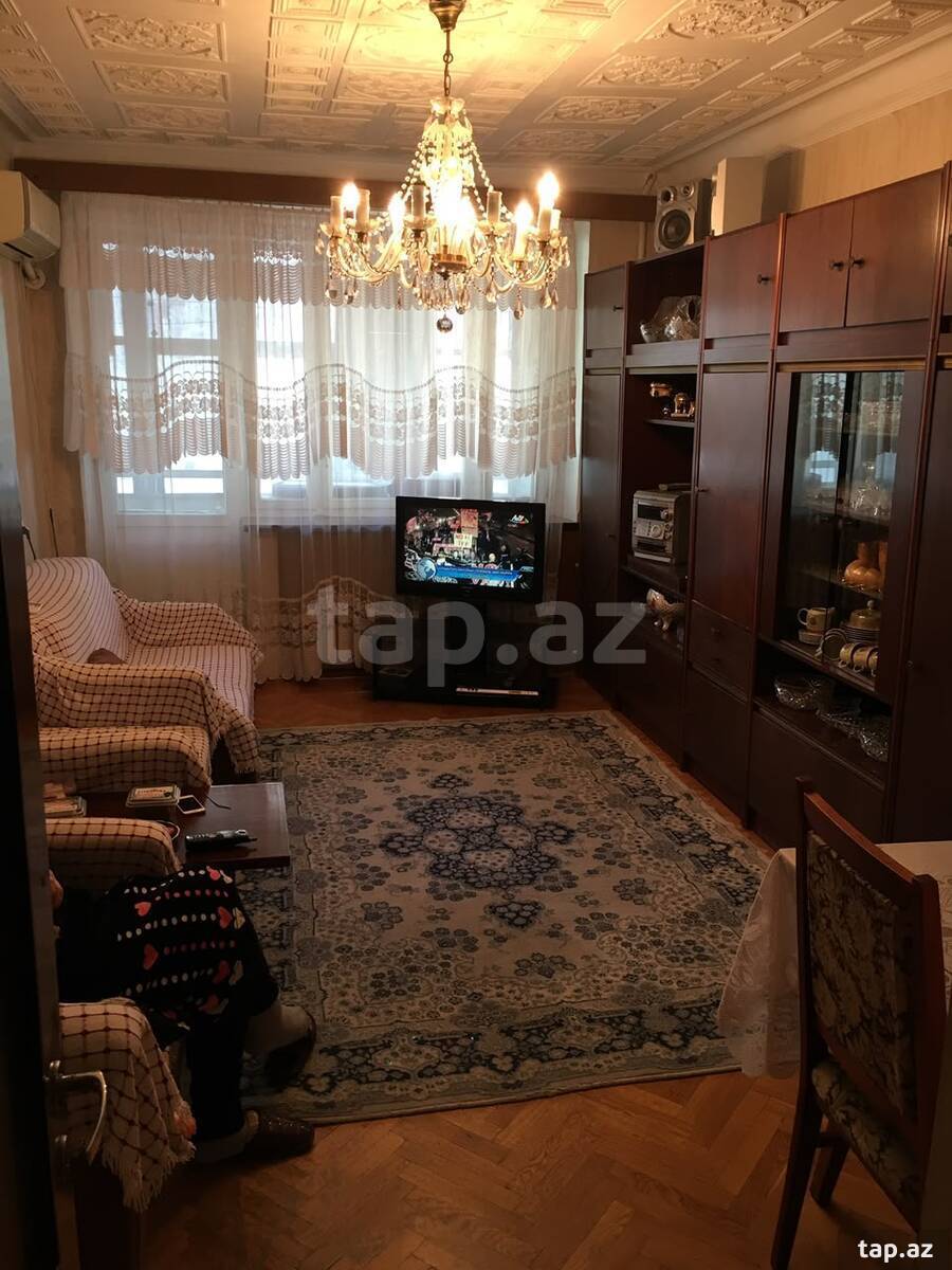 3-otaqlı mənzil, İzzət Nəbiyev küç., 80 m²