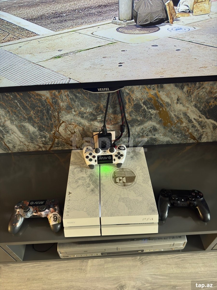 Playstation 4 pro Desinity (Limited Edition)