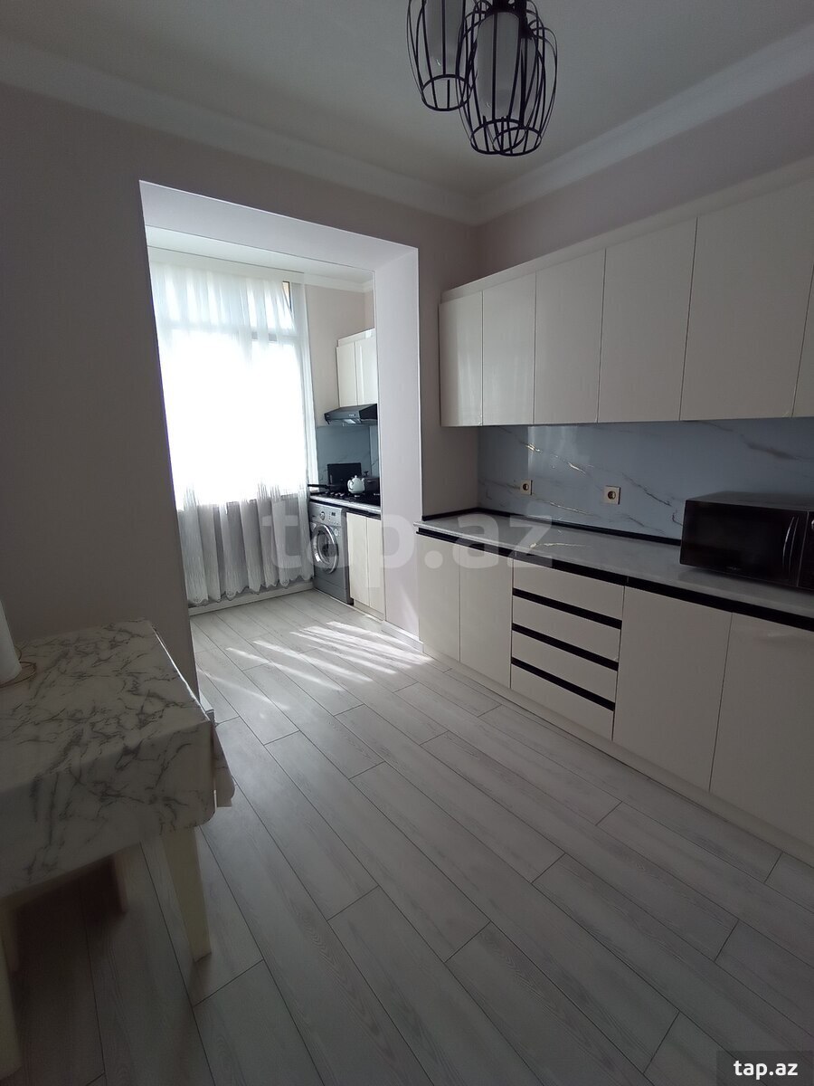 4-otaqlı mənzil, Gəncə ş., 98 m²