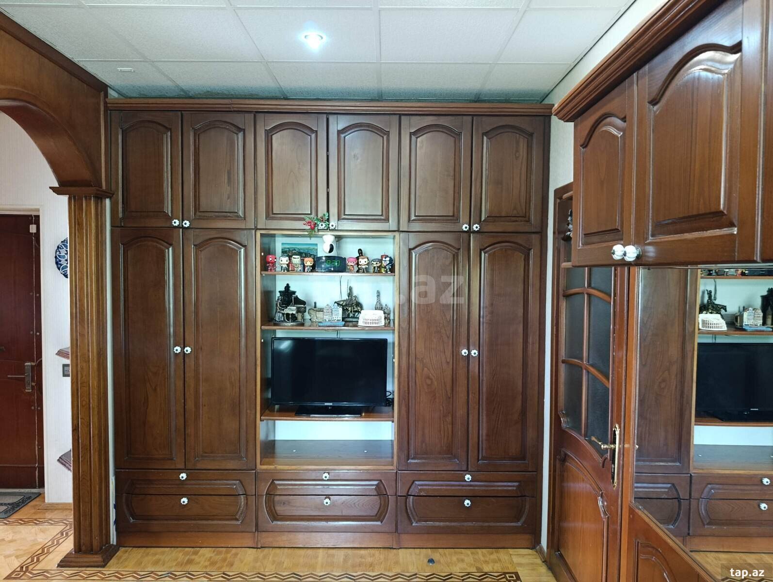3-otaqlı mənzil, 28 May m., 82 m²