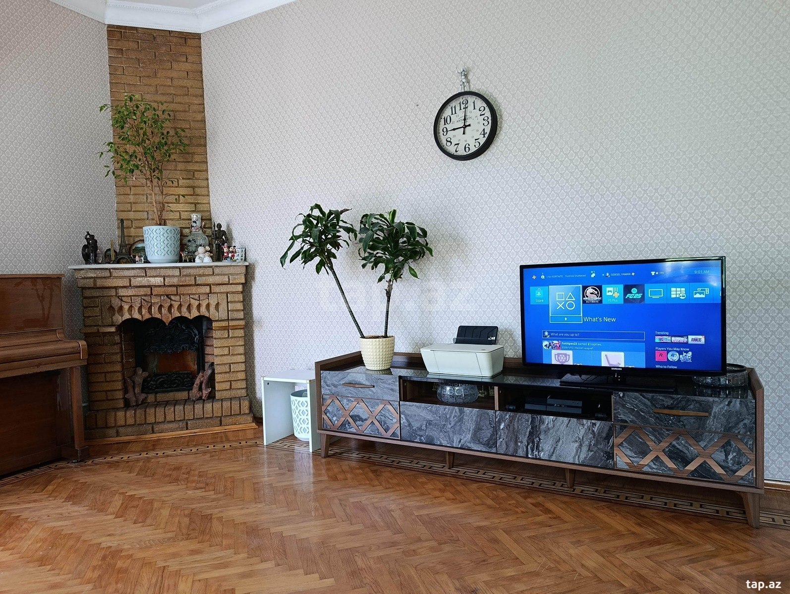 3-otaqlı mənzil, 28 May m., 82 m²