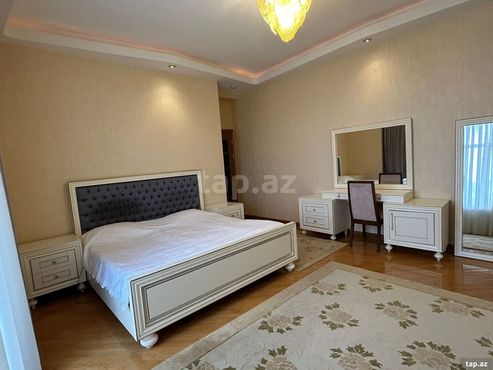 4-otaqlı yeni tikili, Yasamal r., 175 m²