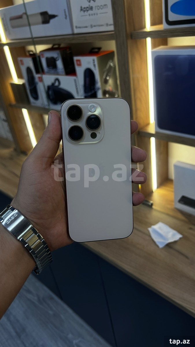 Apple iPhone 16 Pro Desert Titanium 256GB/8GB