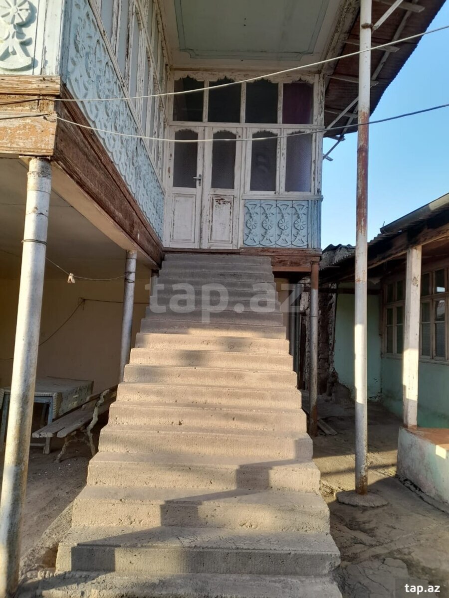 Həyət evi, Şəmkir r.