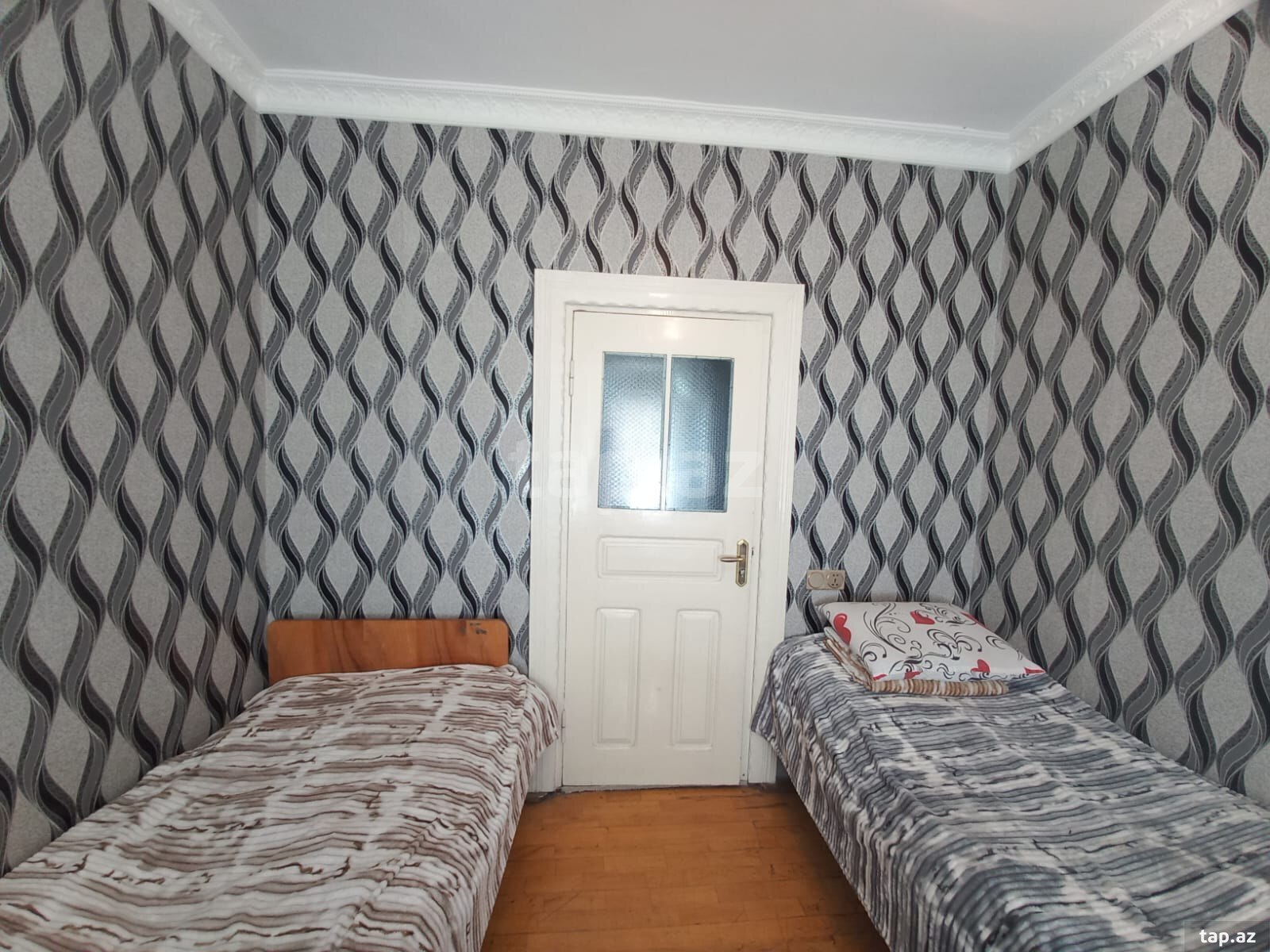 3-otaqlı mənzil kirayə verilir, Gəncə ş., 70 m²