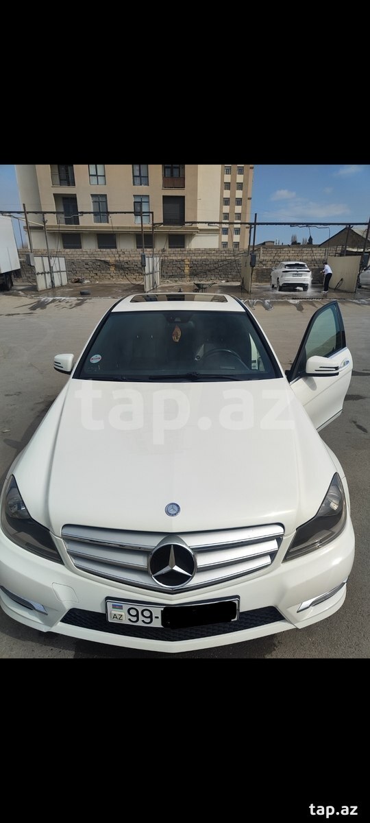 Mercedes C 300, 2012 il
