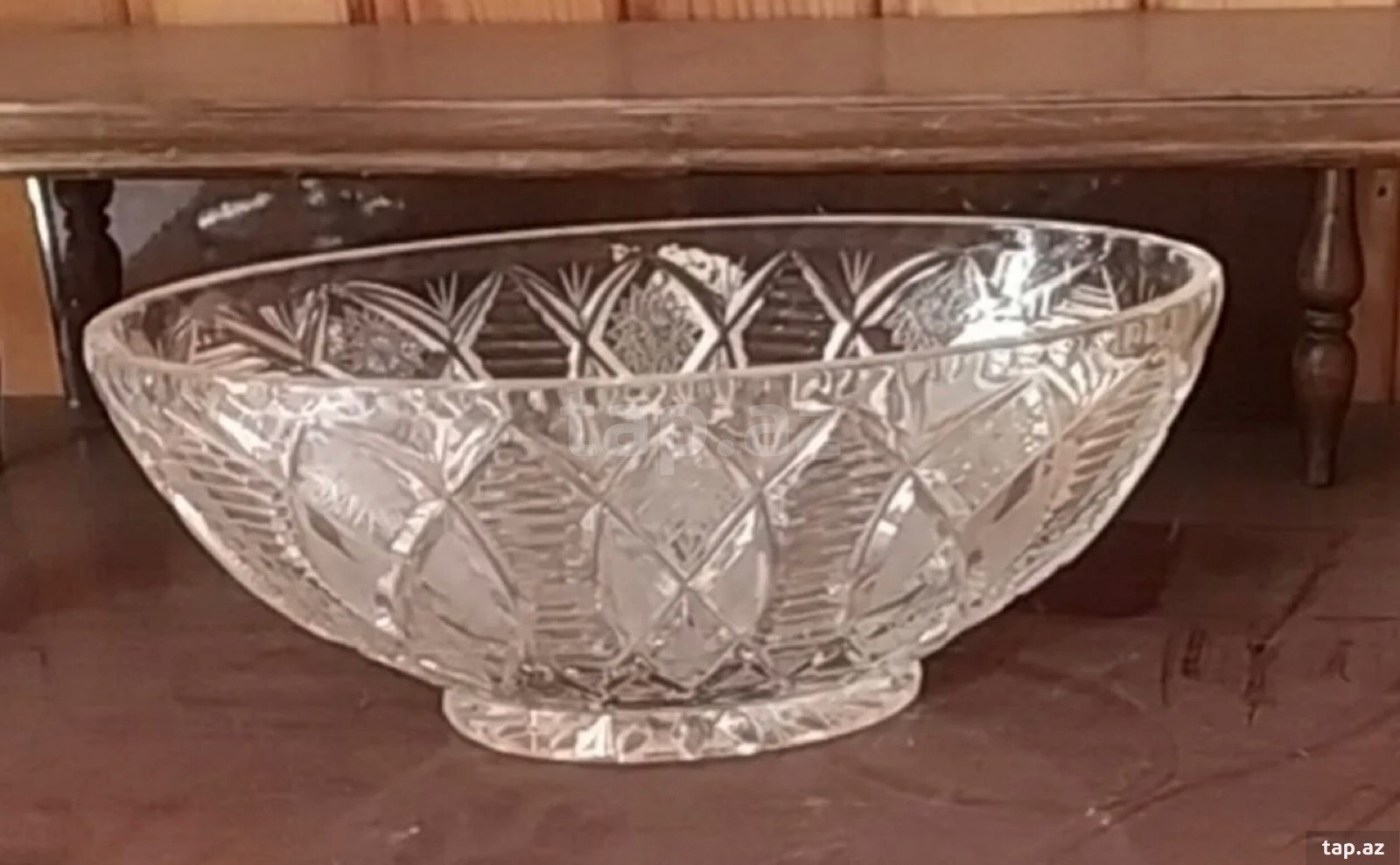 Büllur meyvə qabı