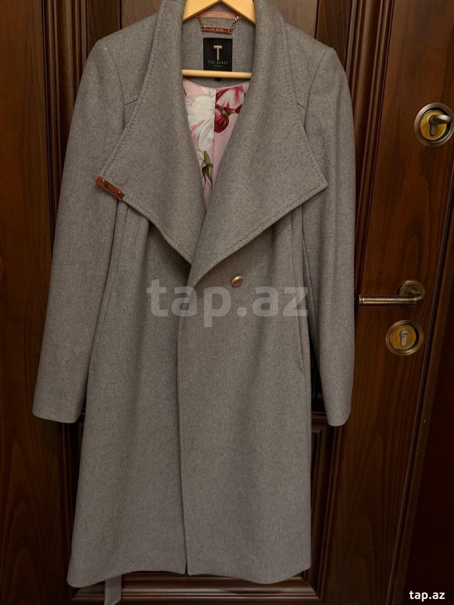 Palto Ted Baker