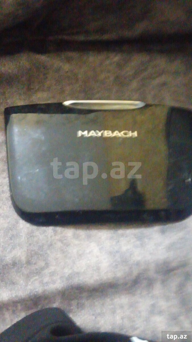 Mercedes-Maybach S-Class qabaq hissəsi