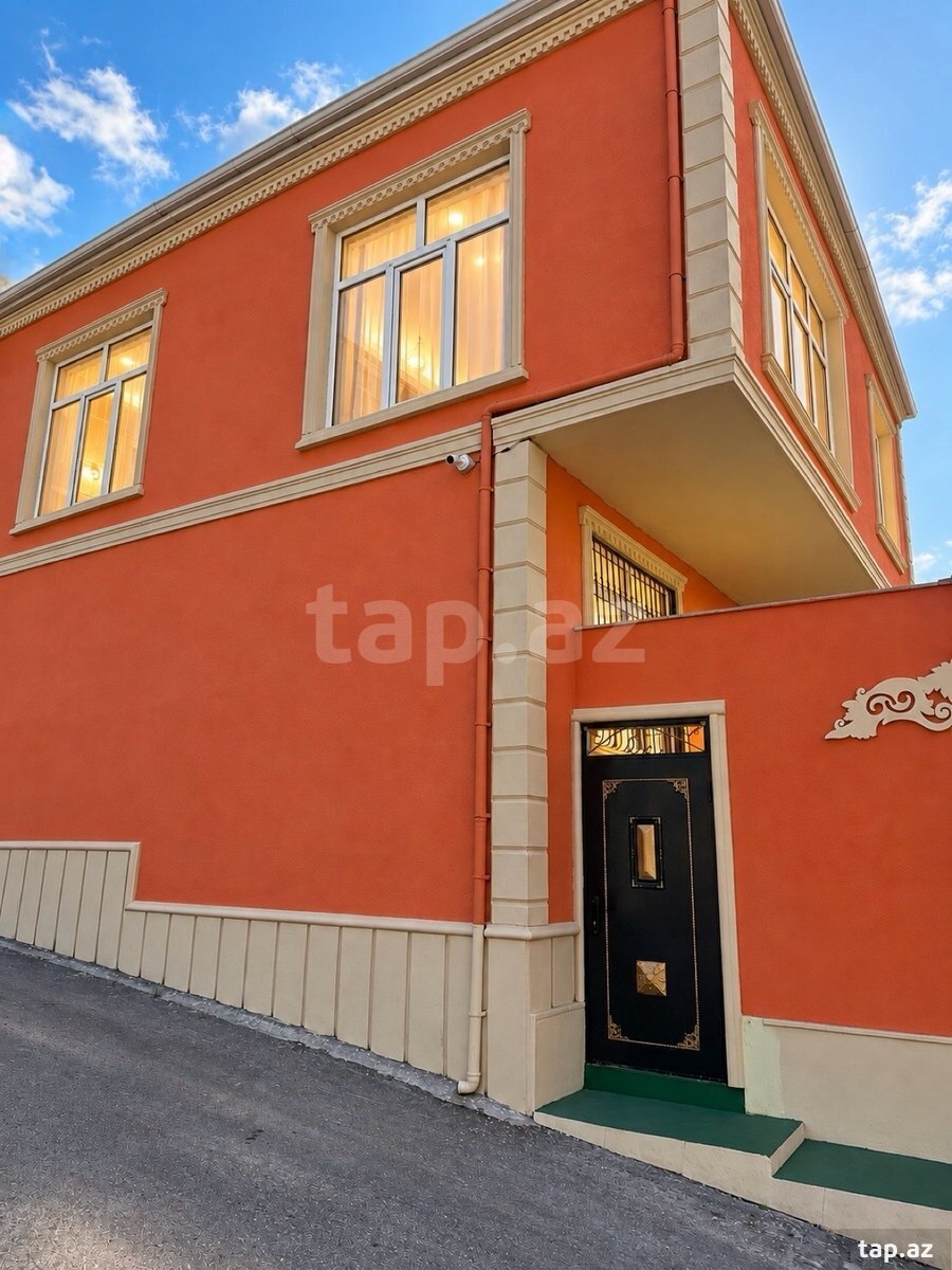 Həyət evi, Zaur Dövlətov küç.
