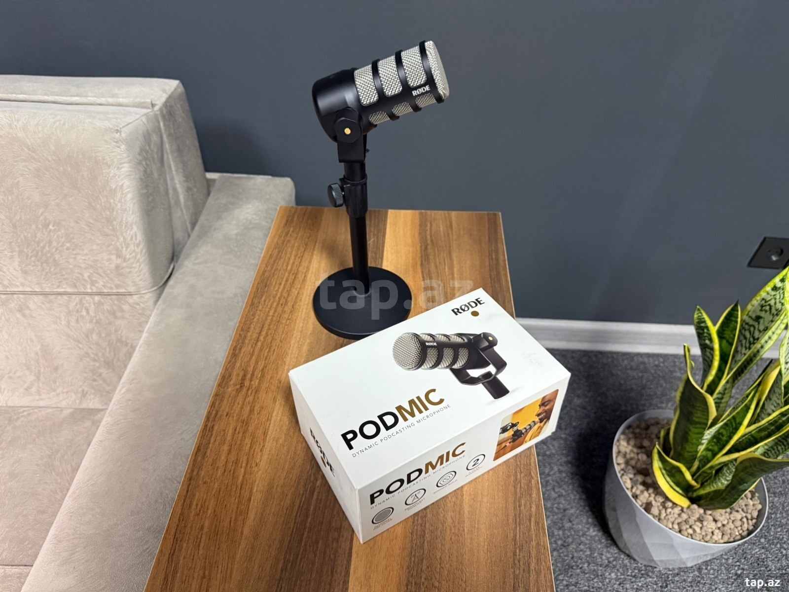 Rode PodMic Studio mikrofonu