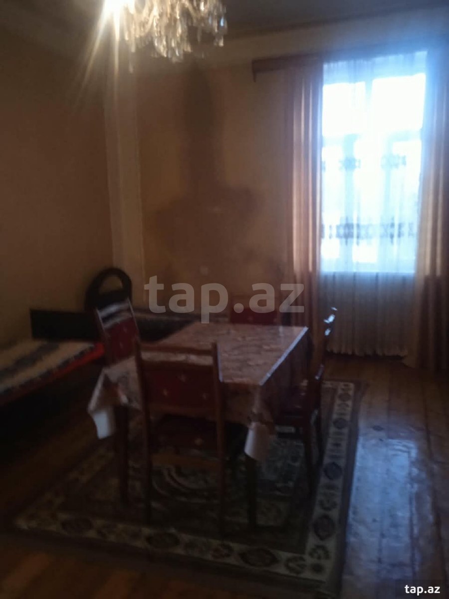 2-otaqlı mənzil kirayə verilir, Gəncə ş., 45 m²