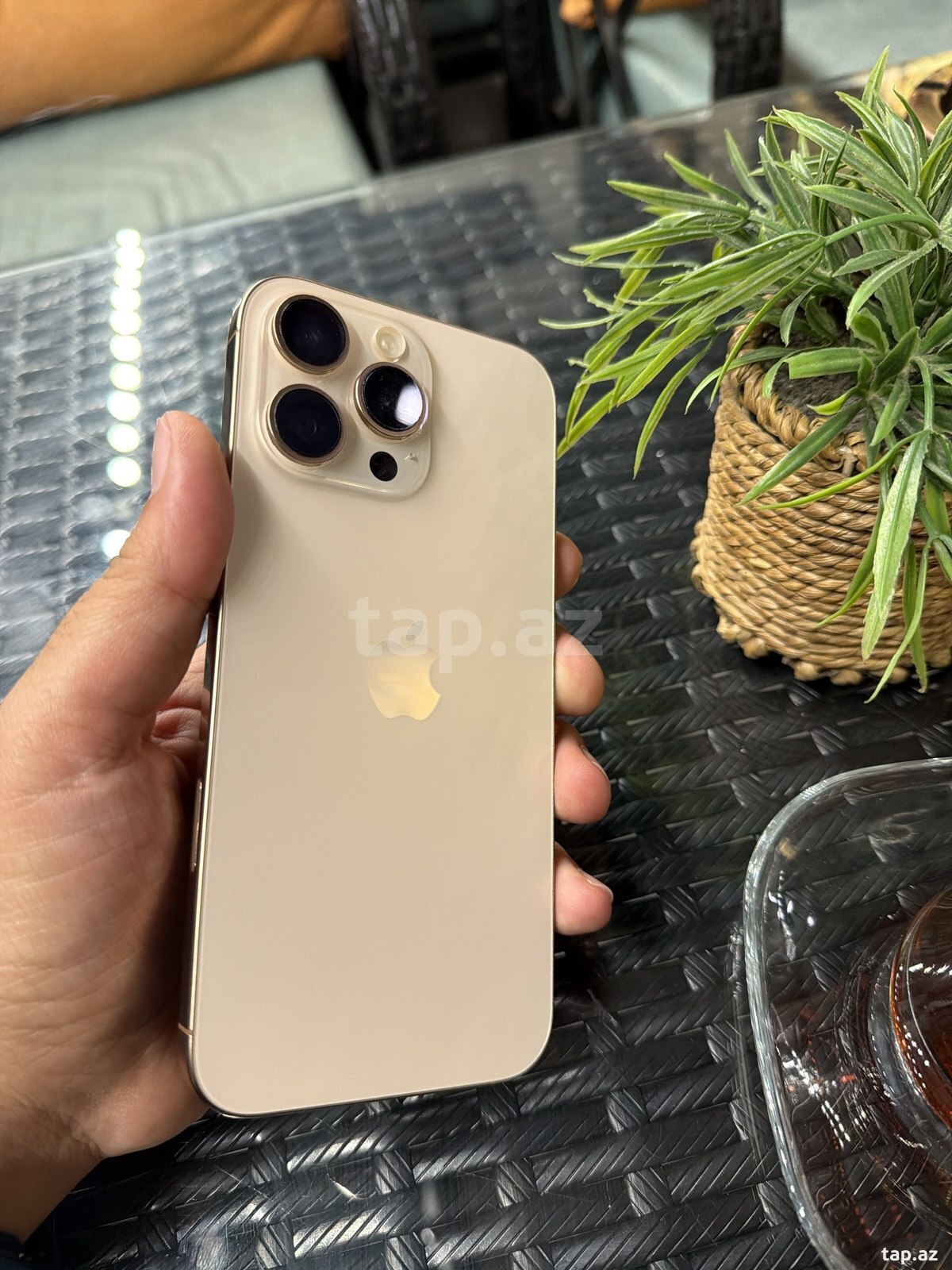 Apple iPhone 16 Pro Max Desert Titanium 256GB/8GB