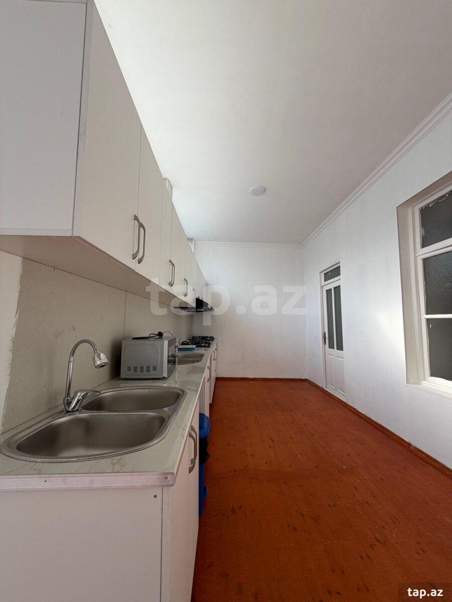 6-otaqlı yeni tikili kirayə verilir, Gəncə ş., 150 m²