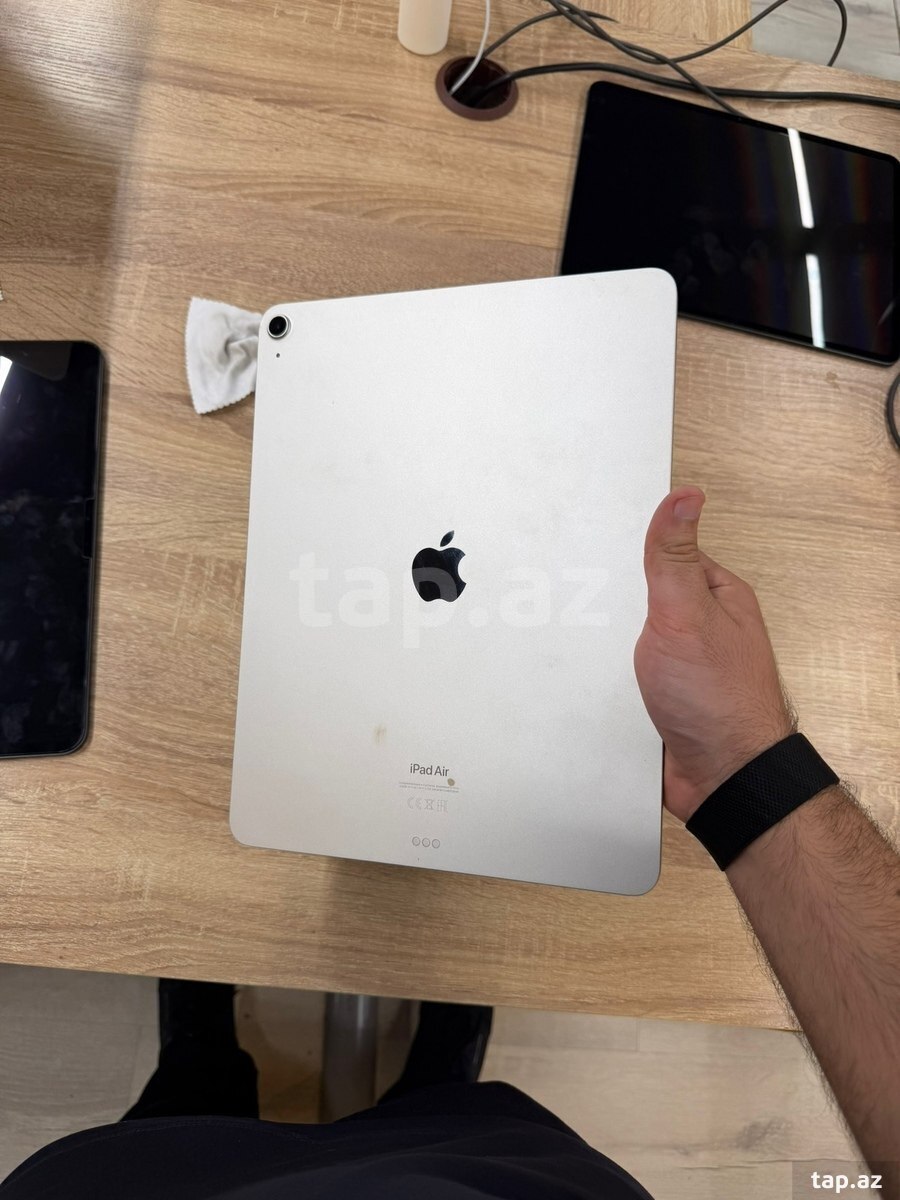 Apple İPad Air 13 İnch M2 Starlight 128GB