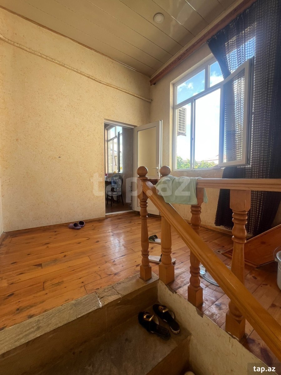 4 otaqlı həyət evi satılır, Qaraçuxur, Bakı