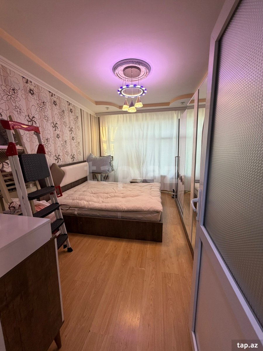 3 otaqlı mənzil satılır, Şəki