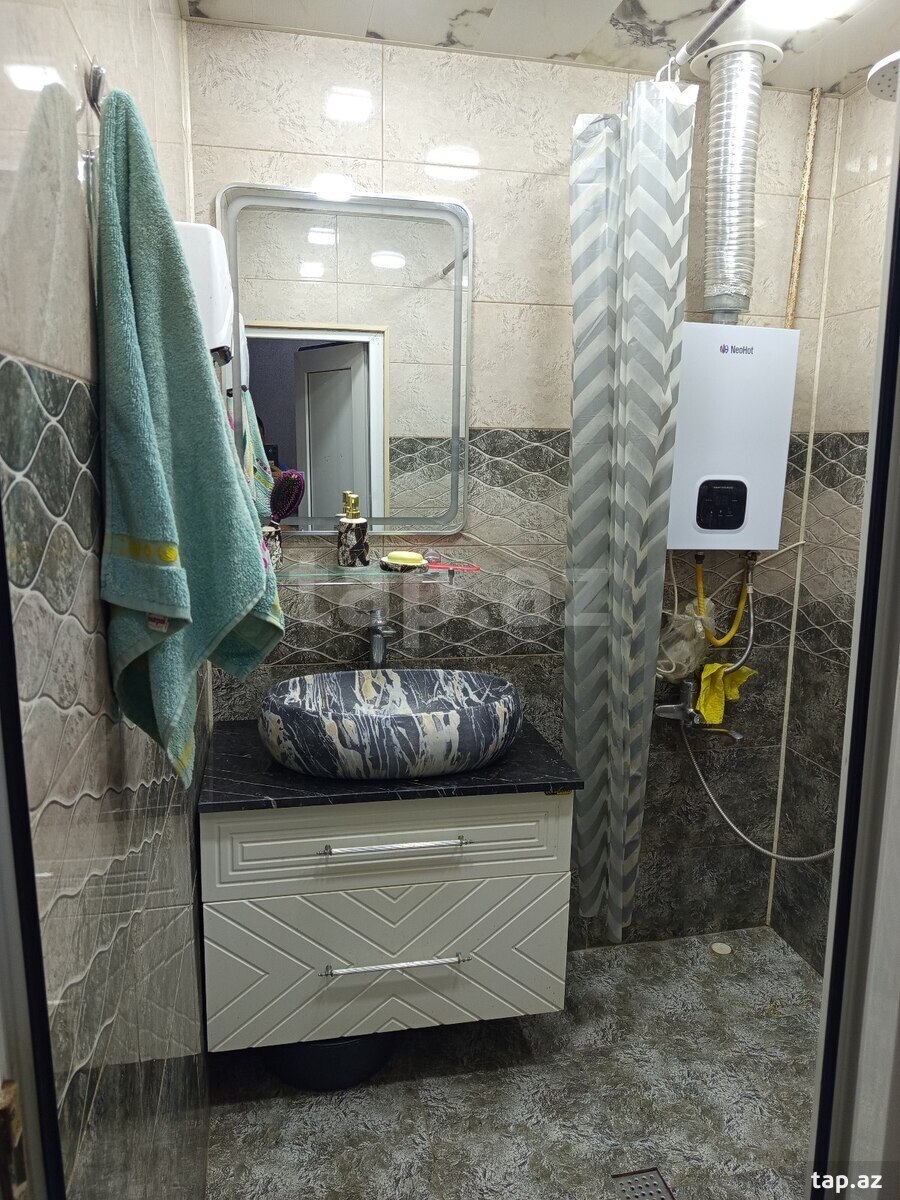 2-otaqlı mənzil, Qara Qarayev m., 53 m²