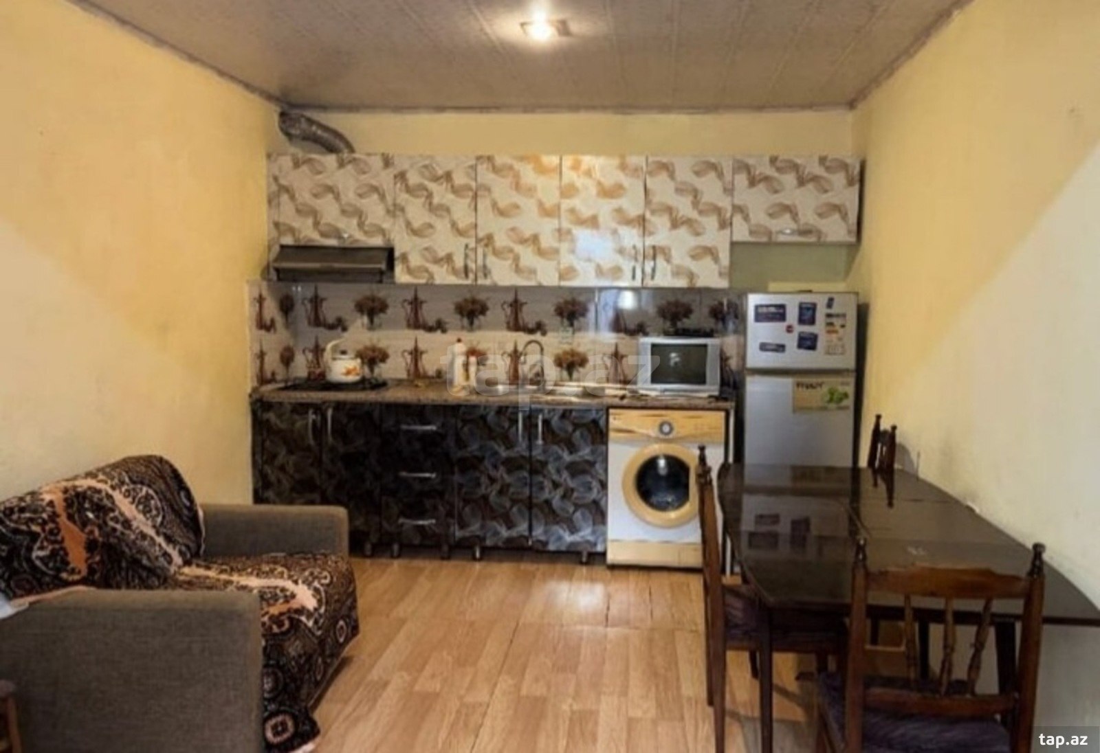 3-otaqlı mənzil kirayə verilir, M.Əcəmi m., 50 m²