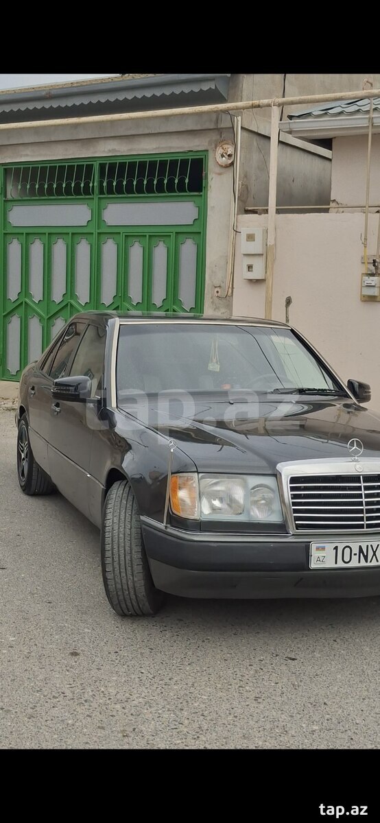 Mercedes E 200, 1990 il