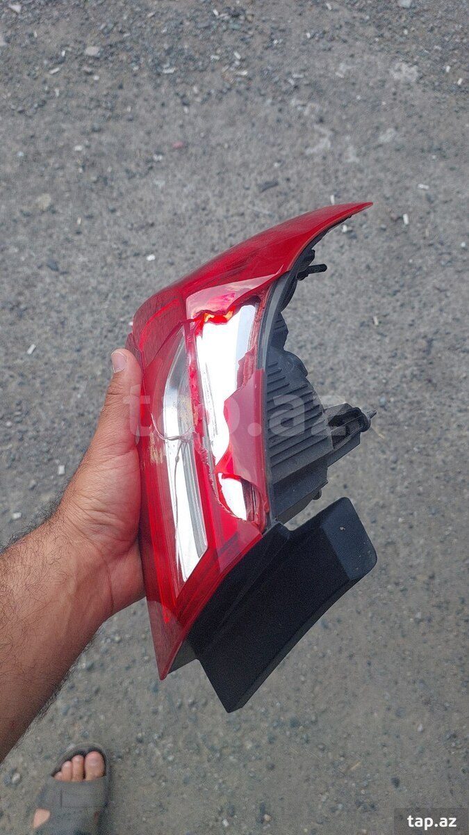 Chevrolet Malibu stop farası