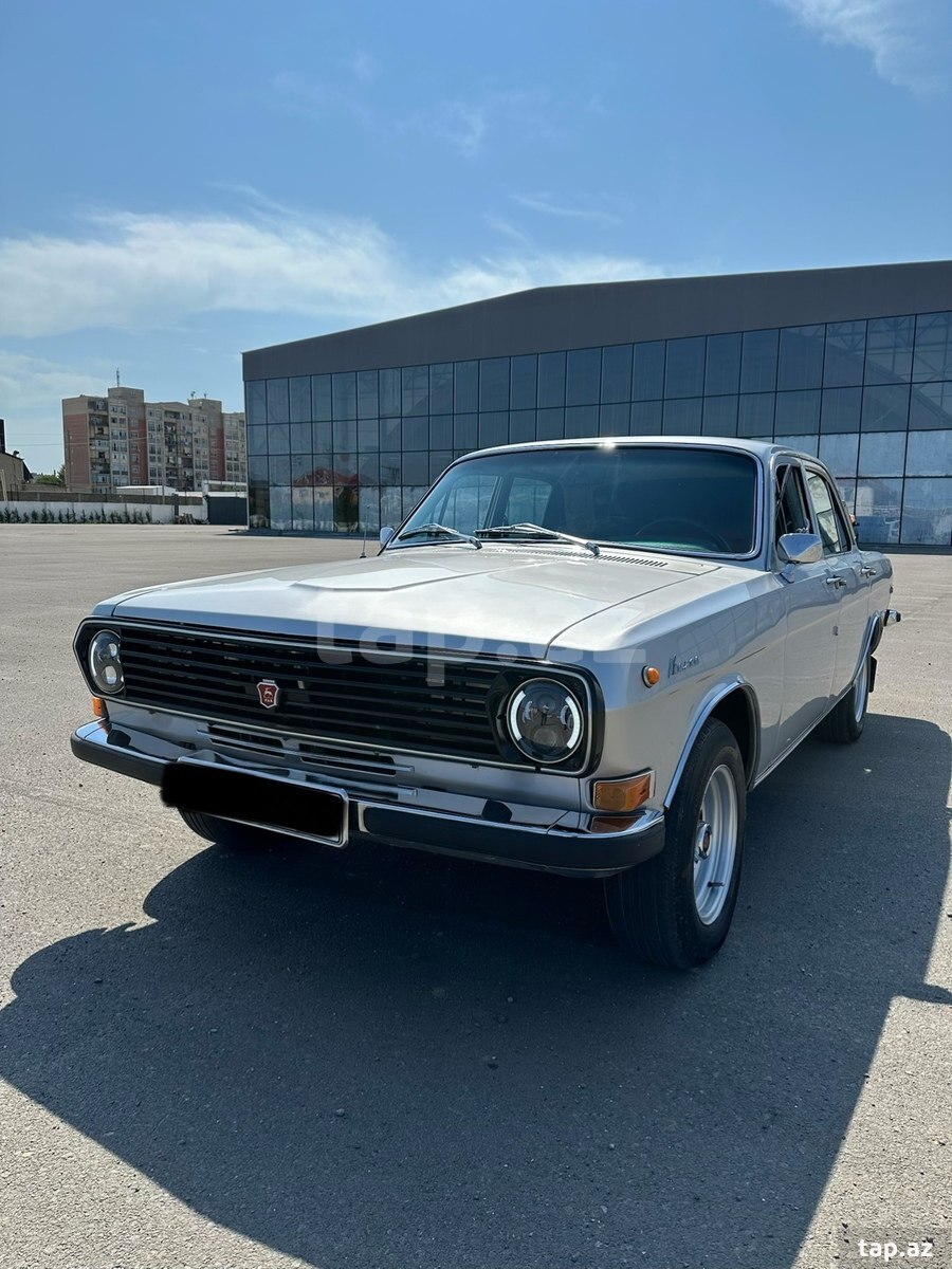 GAZ 24, 1982 il