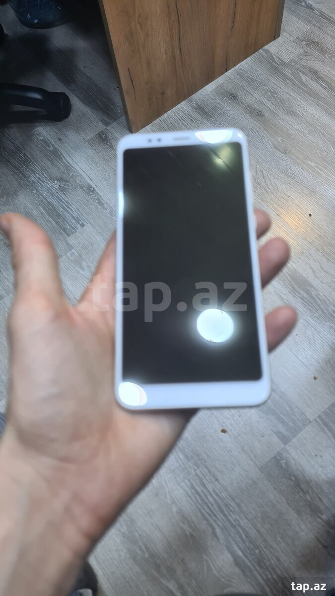 Xiaomi Redmi 5 Plus Gold 64GB/4GB