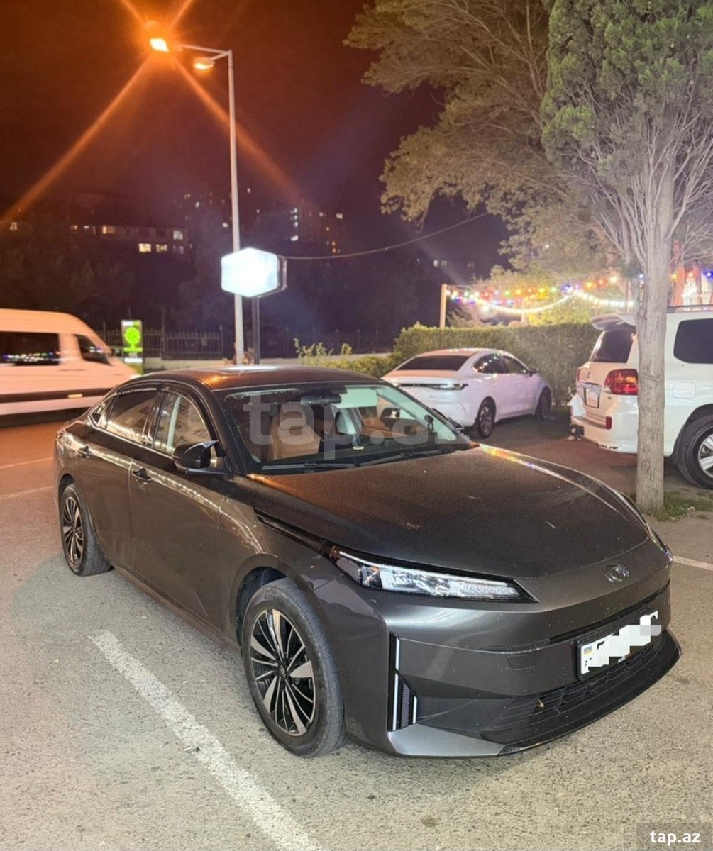Sürücü işi axtarıram