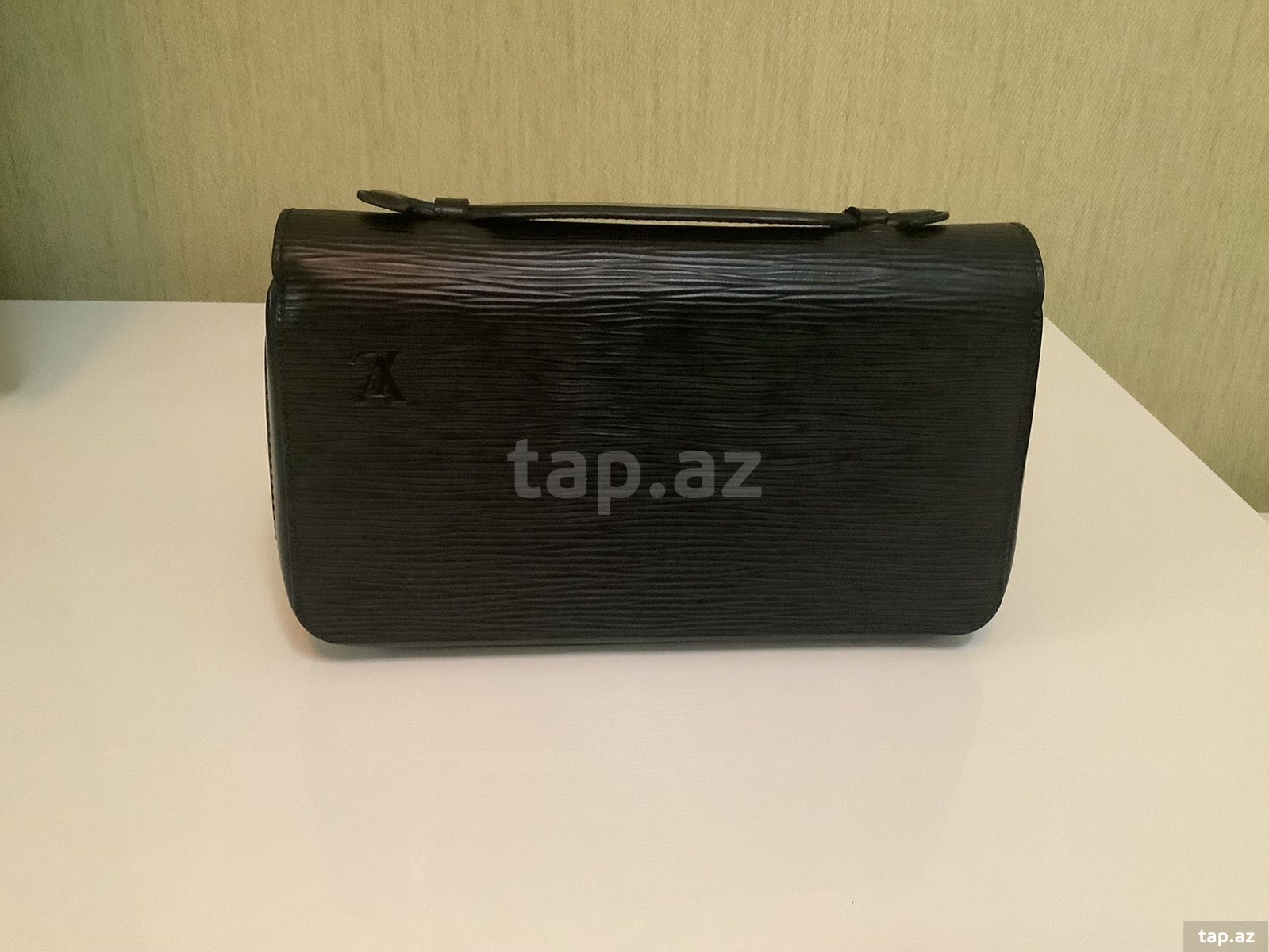 Louis Vuitton Epi pul kisəsi