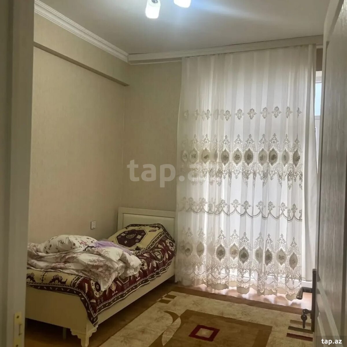 4-otaqlı yeni tikili kirayə verilir, Gəncə ş., 127 m²