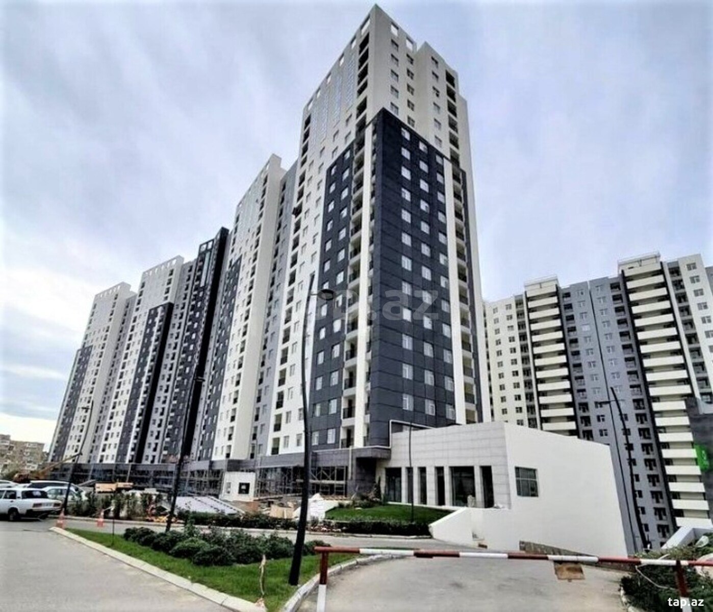 2 otaqlı mənzil satılır, Bakı