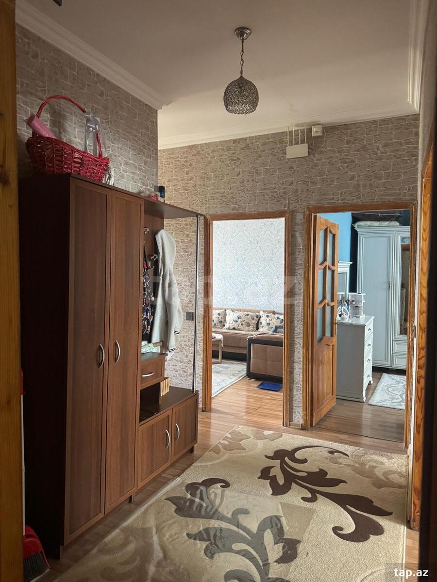 4-otaqlı mənzil, M.Xiyabani küç.26, 110 m²