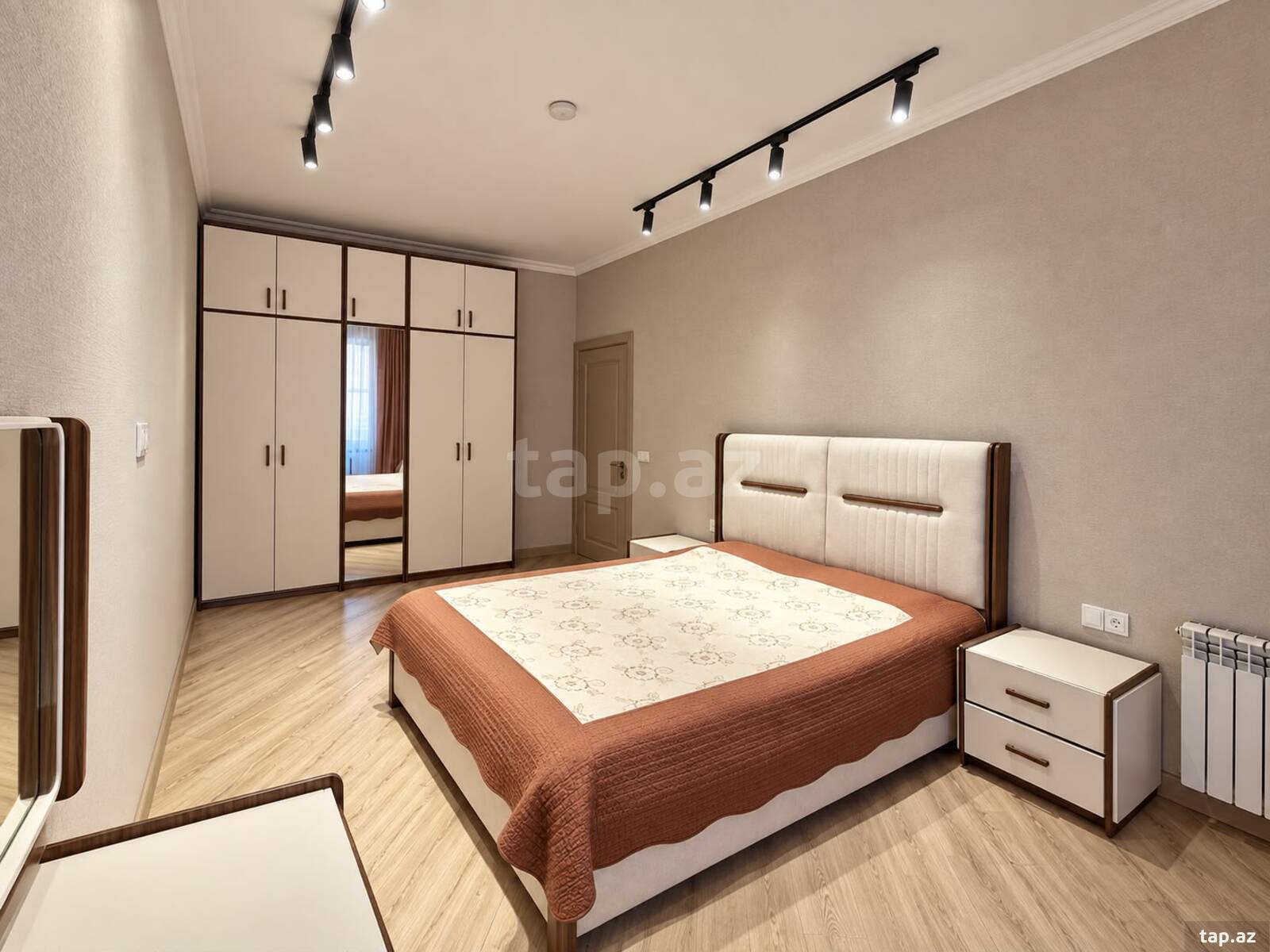 2 otaqlı mənzil satılır, Binəqədi qəs., Bakı
