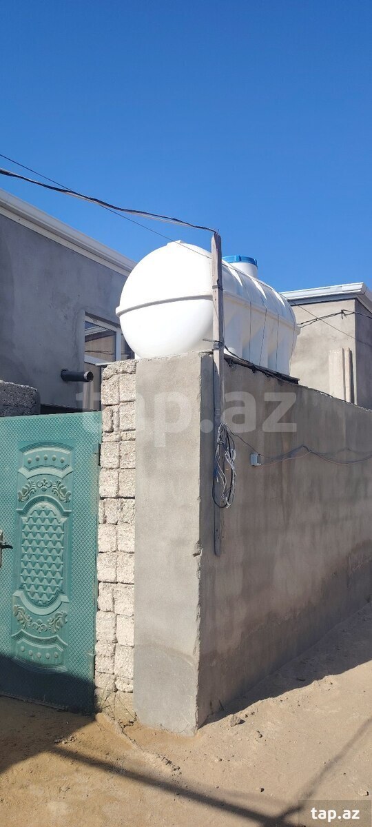 2 otaqlı həyət evi satılır, Binə, Bakı