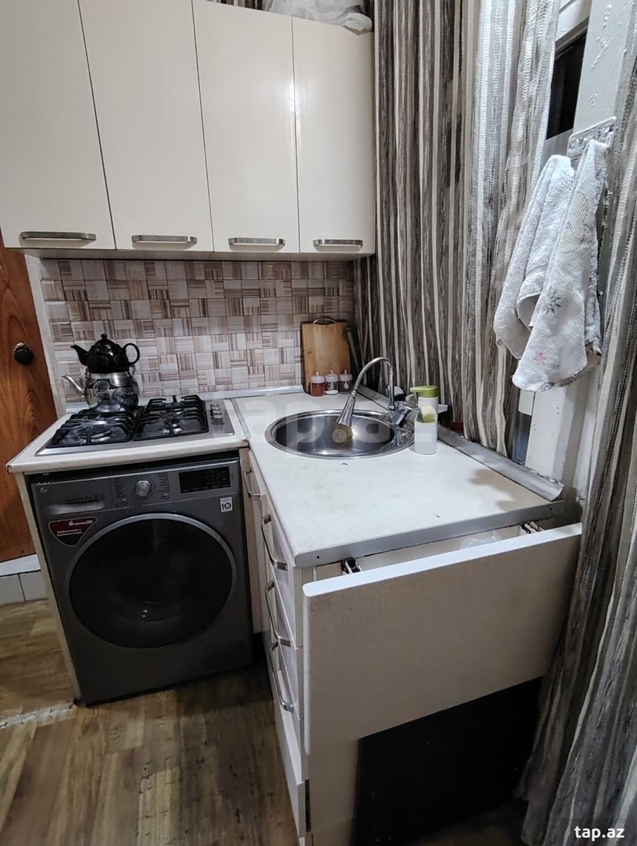 1-otaqlı mənzil, Şamil Əzizbəyov küç., 30 m²