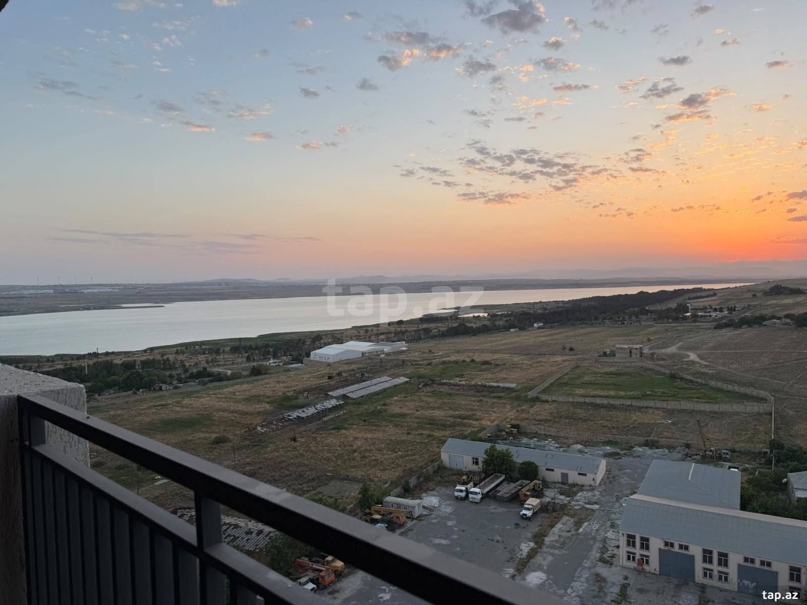 3-otaqlı yeni tikili, Xırdalan ş., 107 m²