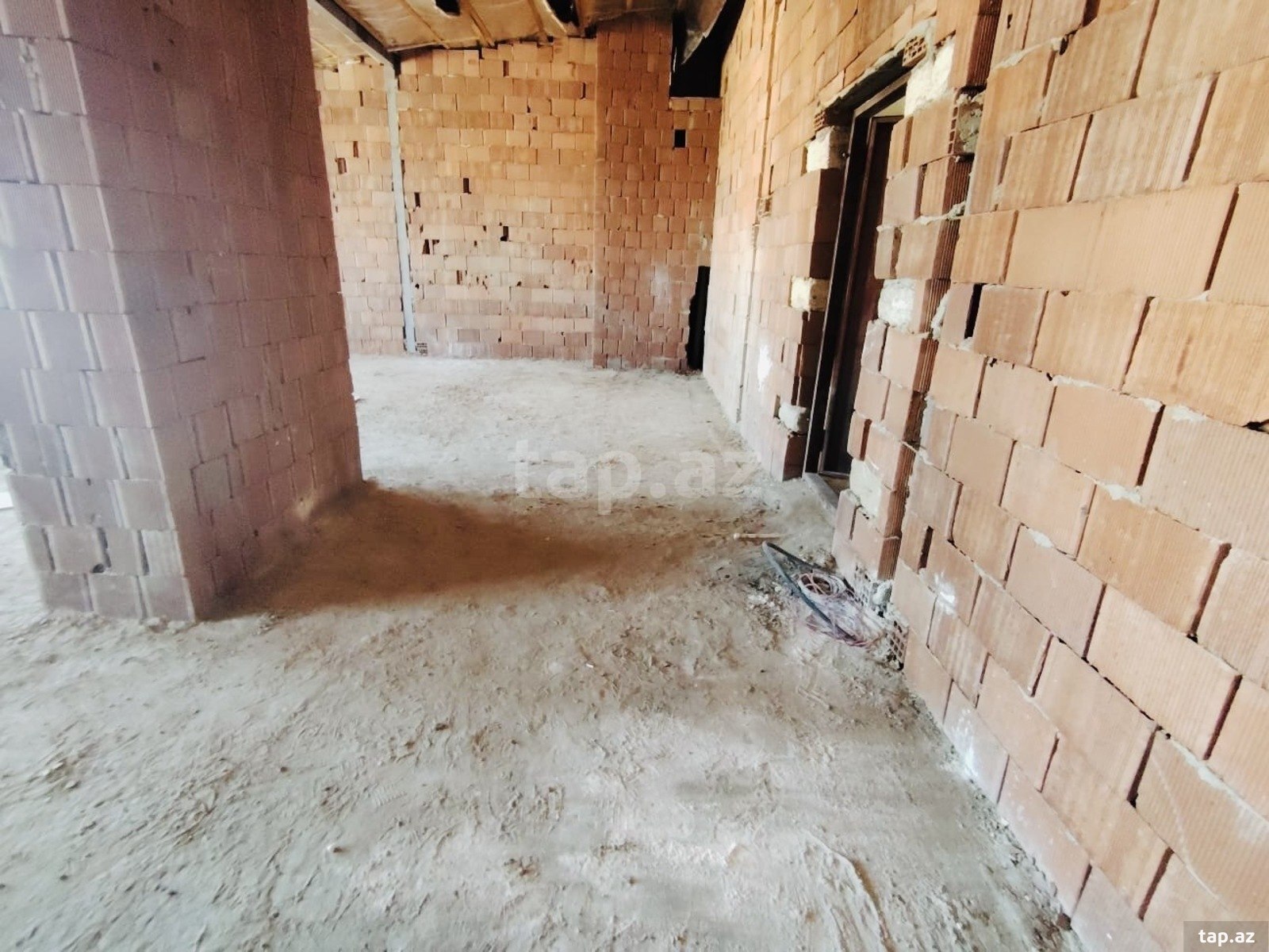 4-room apartment for sale, Baku