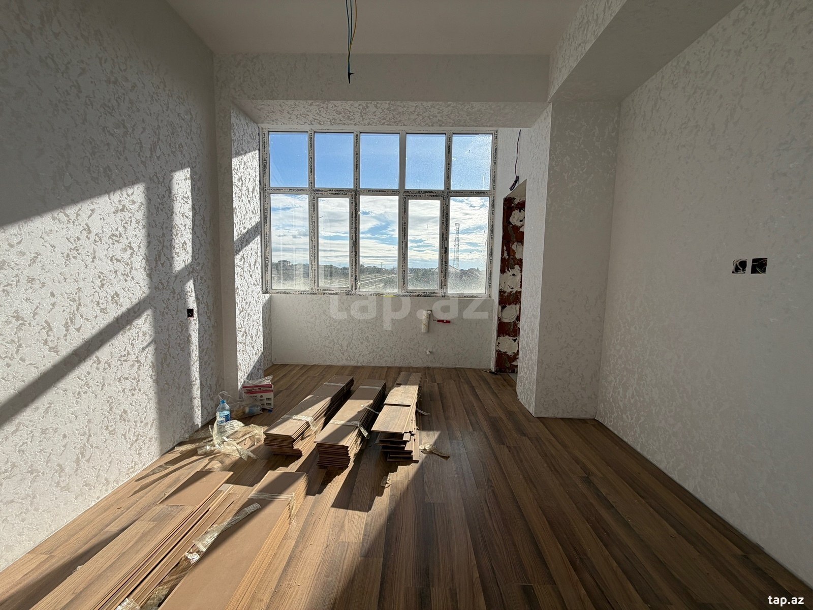 2 otaqlı mənzil satılır, Bakı
