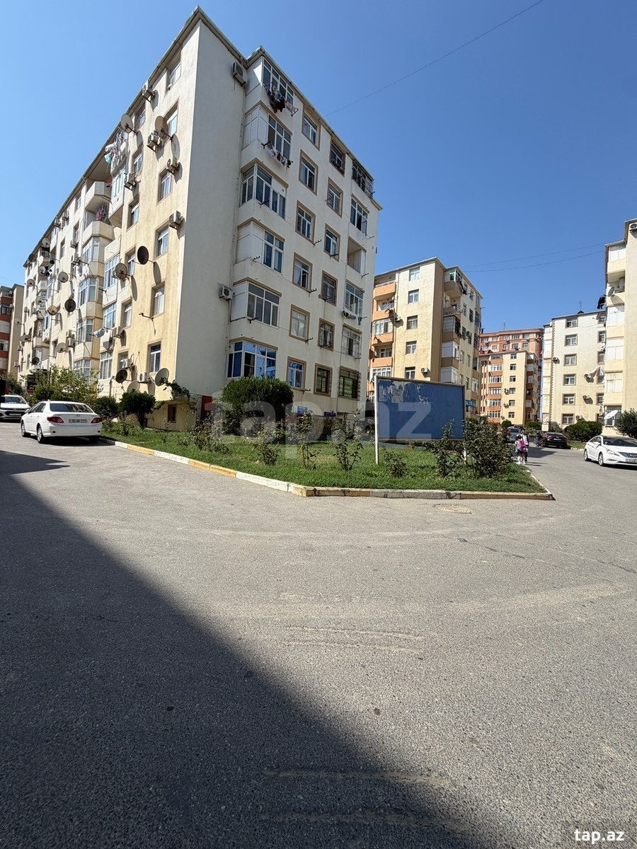 2 otaqlı mənzil satılır, Bakı