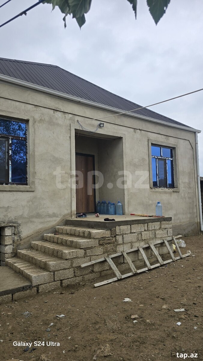 4 otaqlı həyət evi satılır, Binə, Bakı