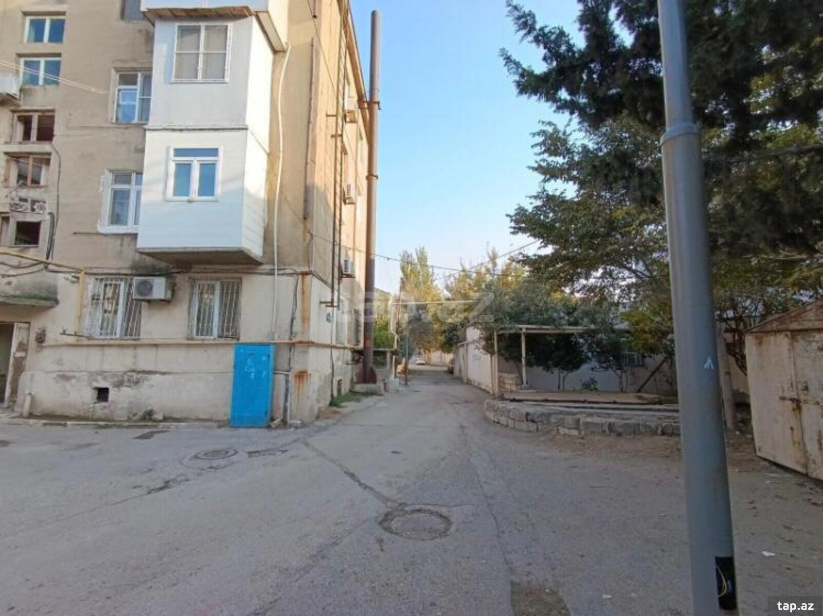 3-otaqlı mənzil, 8 Noyabr pr., 70 m²