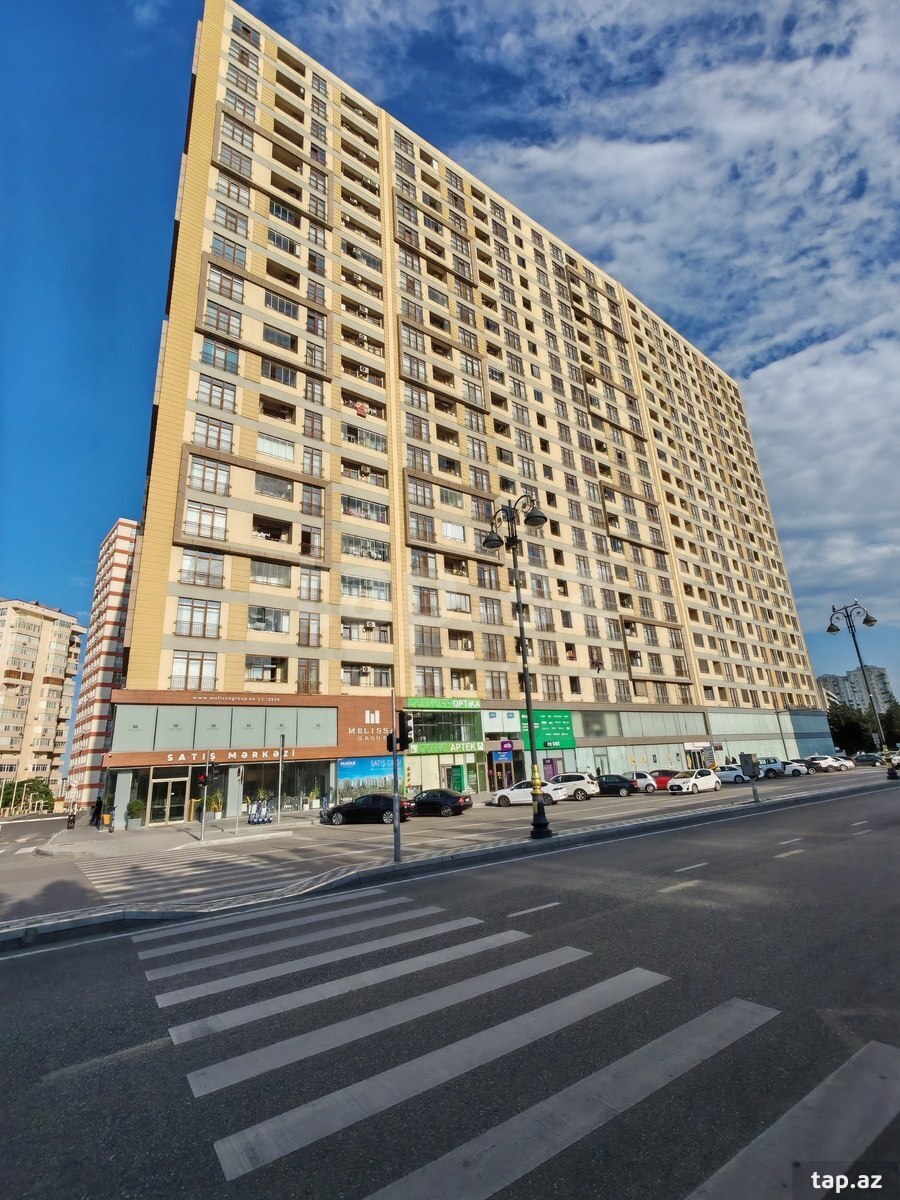 3 otaqlı mənzil satılır, Bakı