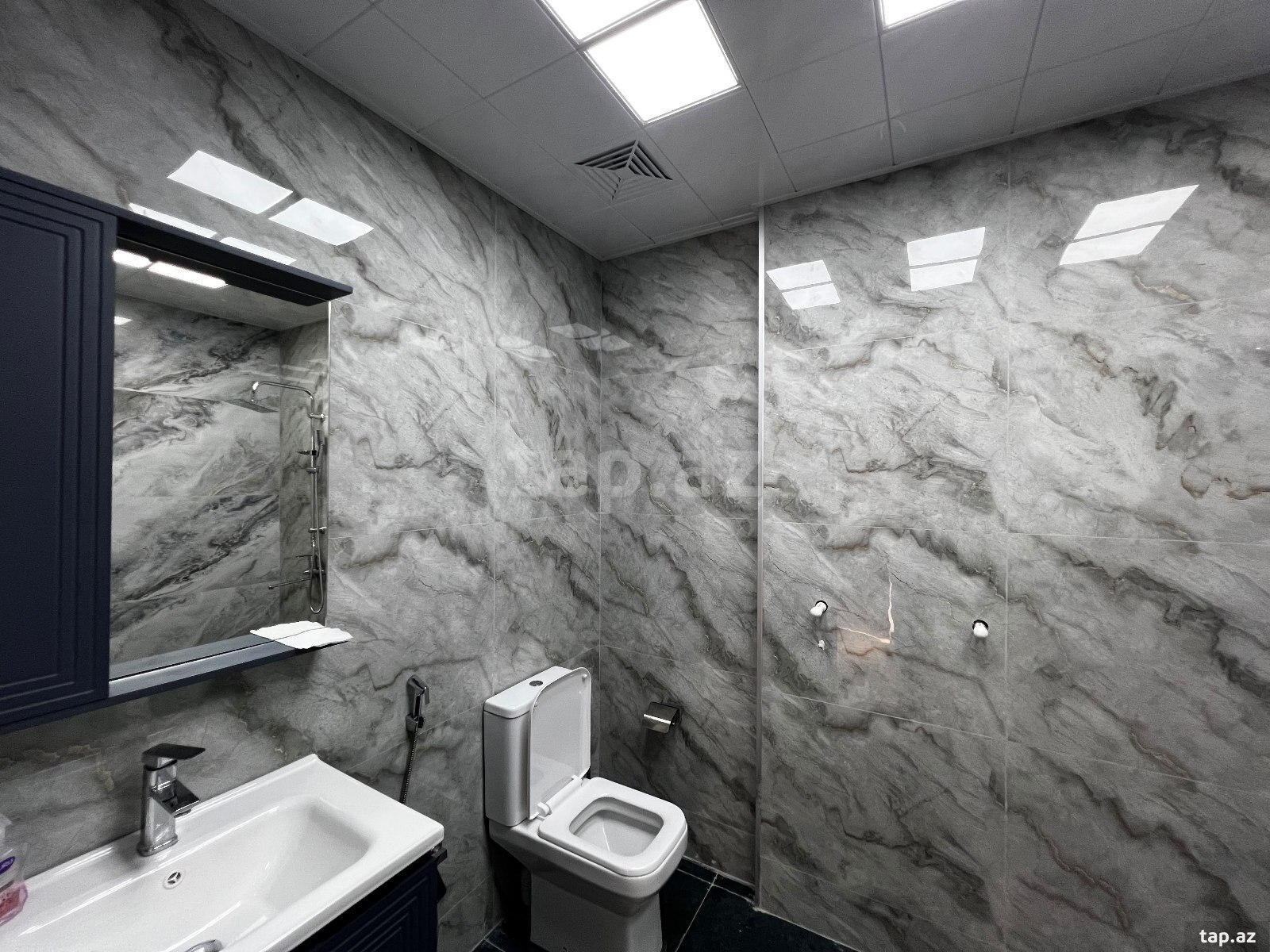 2-otaqlı yeni tikili kirayə verilir, Xırdalan ş., 78 m²