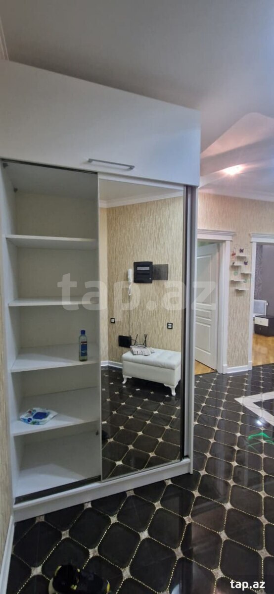 3-otaqlı yeni tikili kirayə verilir, Y.V.Çəmənzəminli küç., 128 m²